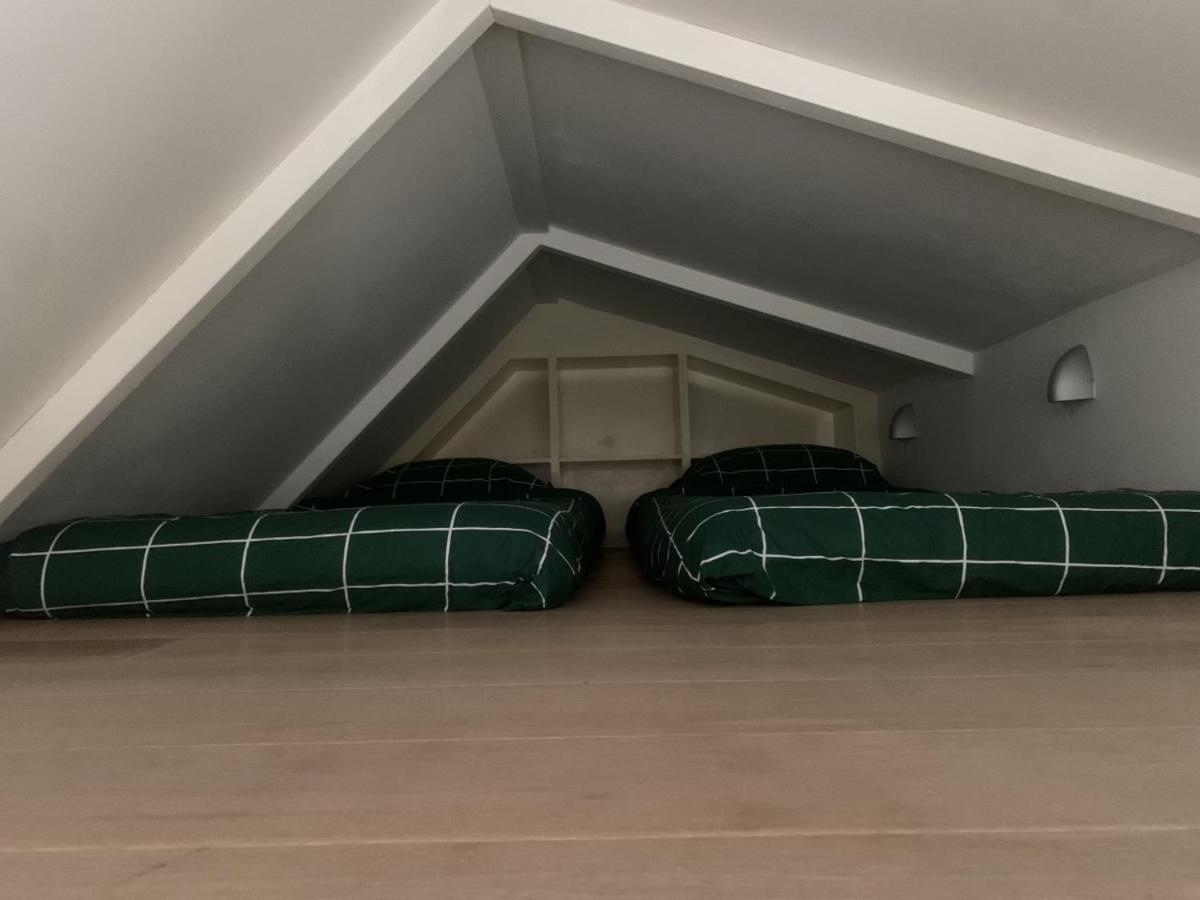 Aangenaam Op De Rijn, Woonboot, Inclusief Prive Sauna Алфен-ан-ден-Рейн Екстер'єр фото